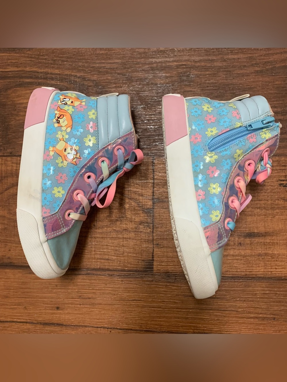Bluey Toddler Girls Size 12 Ground Up Iridescent High Top Sneakers Blue Pink - Picture 3 of 9